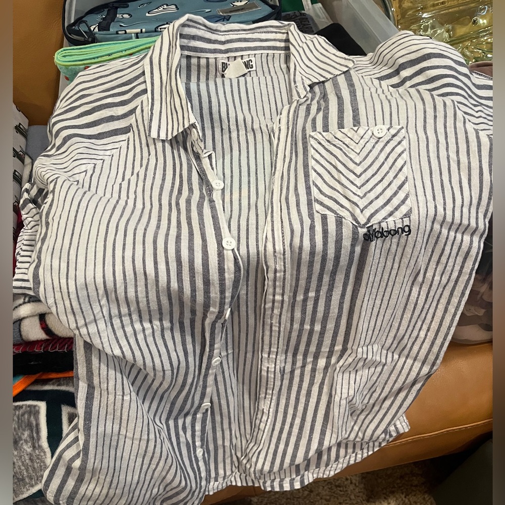 Billabong button down
